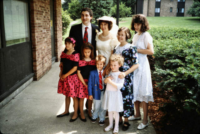 1990-06-29 Bruce, Jan, Kids, Bruce and Jan's Wedding J19S-12