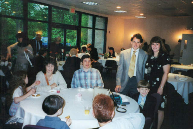 2000-05-13 Cass, Jan, Matty, Bruce, Steve, Celia, Mary, Twins' Communion, St. Matthews, Norwalk, CT D39P-025