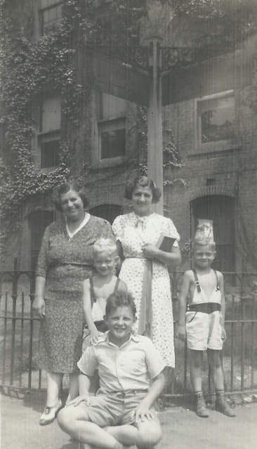 1937ish Ed with Ruth center and Klova twins