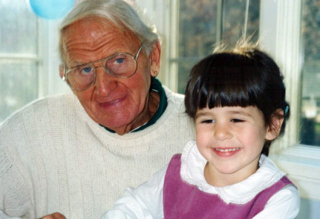 2001-04 Ed and Bridget, Norwalk, CT H23P-19
