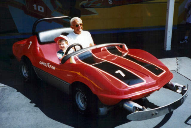 1996-02 Celia and Ed in Car, Disneyworld, FL G05P-06
