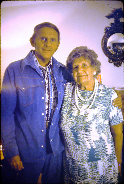 1974-09 Ed, Grandma D at Ed's Birthday, West Cedar C14S-01
